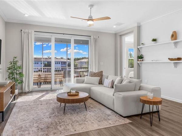 4607 Arboretum CIR, Unit 202, NAPLES, FL 34112