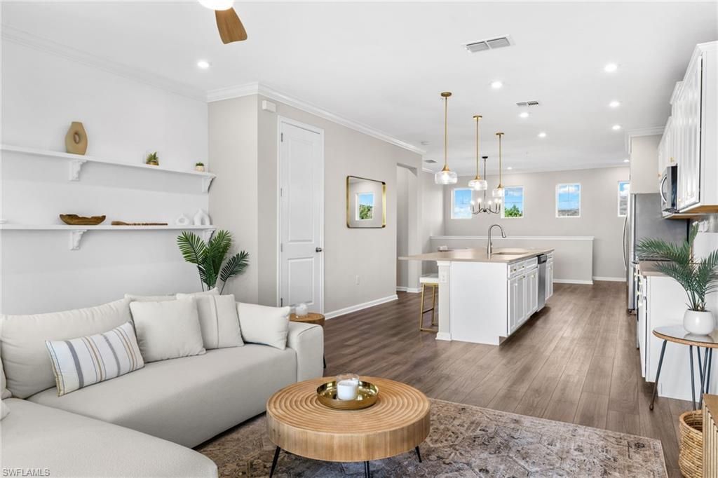 4607 Arboretum Cir, Unit 202, Naples, FL 34112 Photo