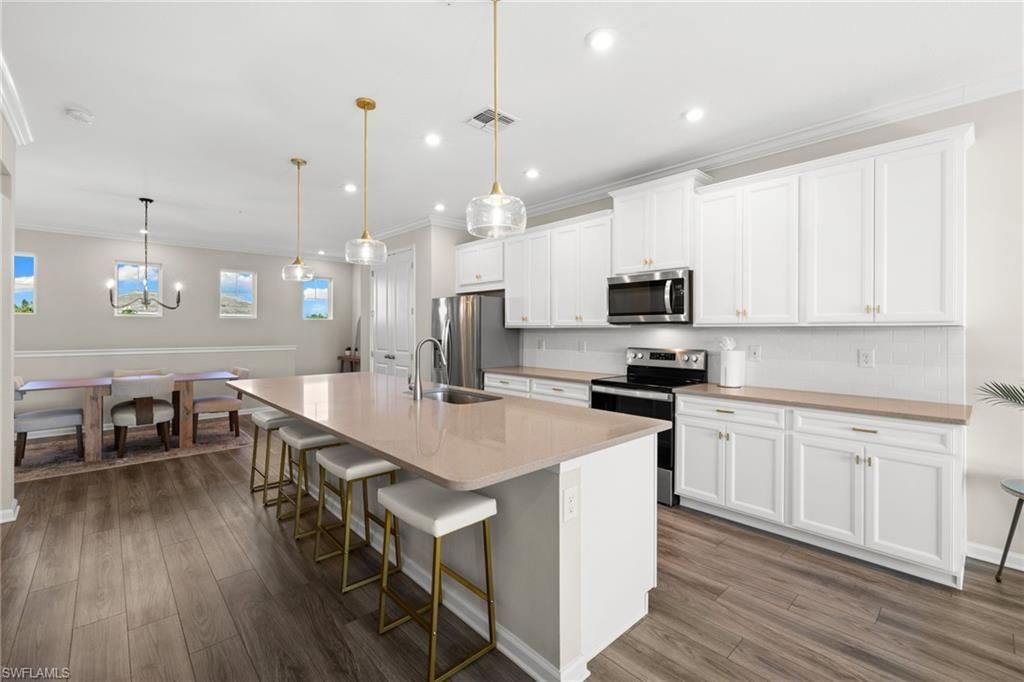 4607 Arboretum Cir, Unit 202, Naples, FL 34112 Photo