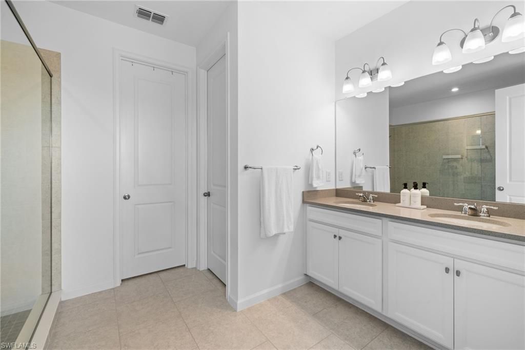 4607 Arboretum Cir, Unit 202, Naples, FL 34112 Photo