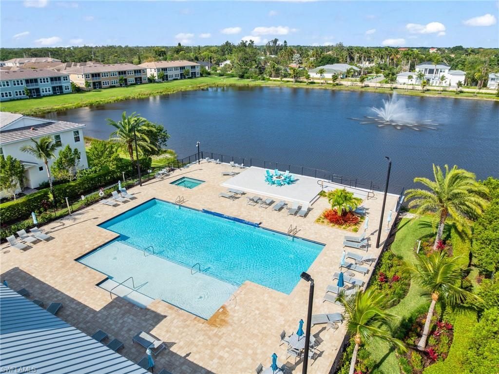 4607 Arboretum Cir, Unit 202, Naples, FL 34112 Photo
