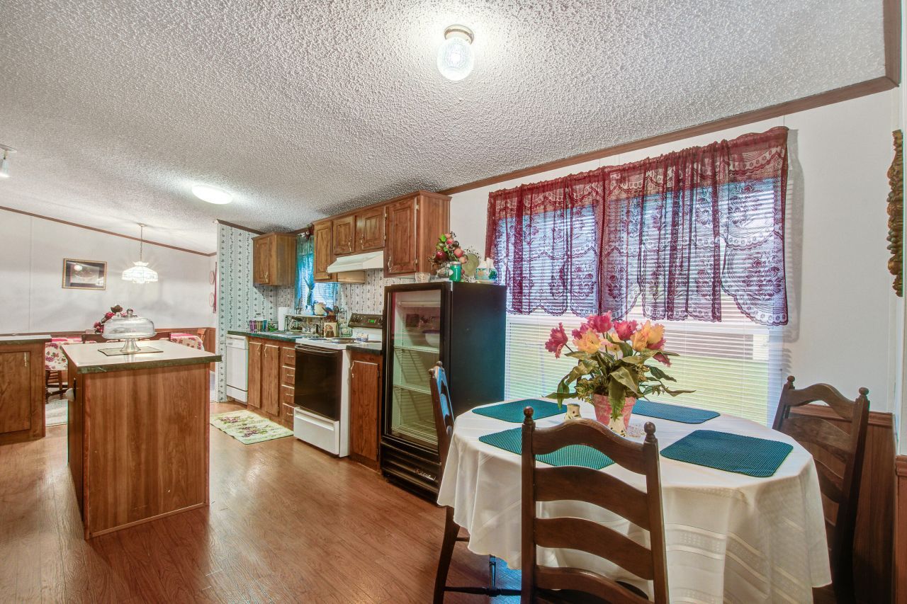 131 Lizzie Avenue Photo 15