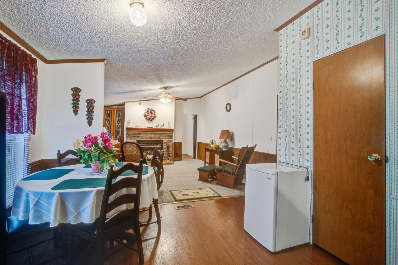 131 Lizzie Avenue Photo 16