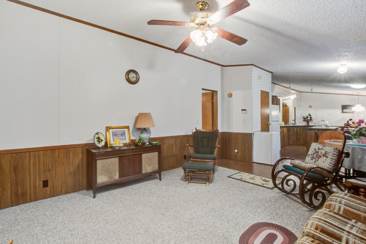 131 Lizzie Avenue Photo 19