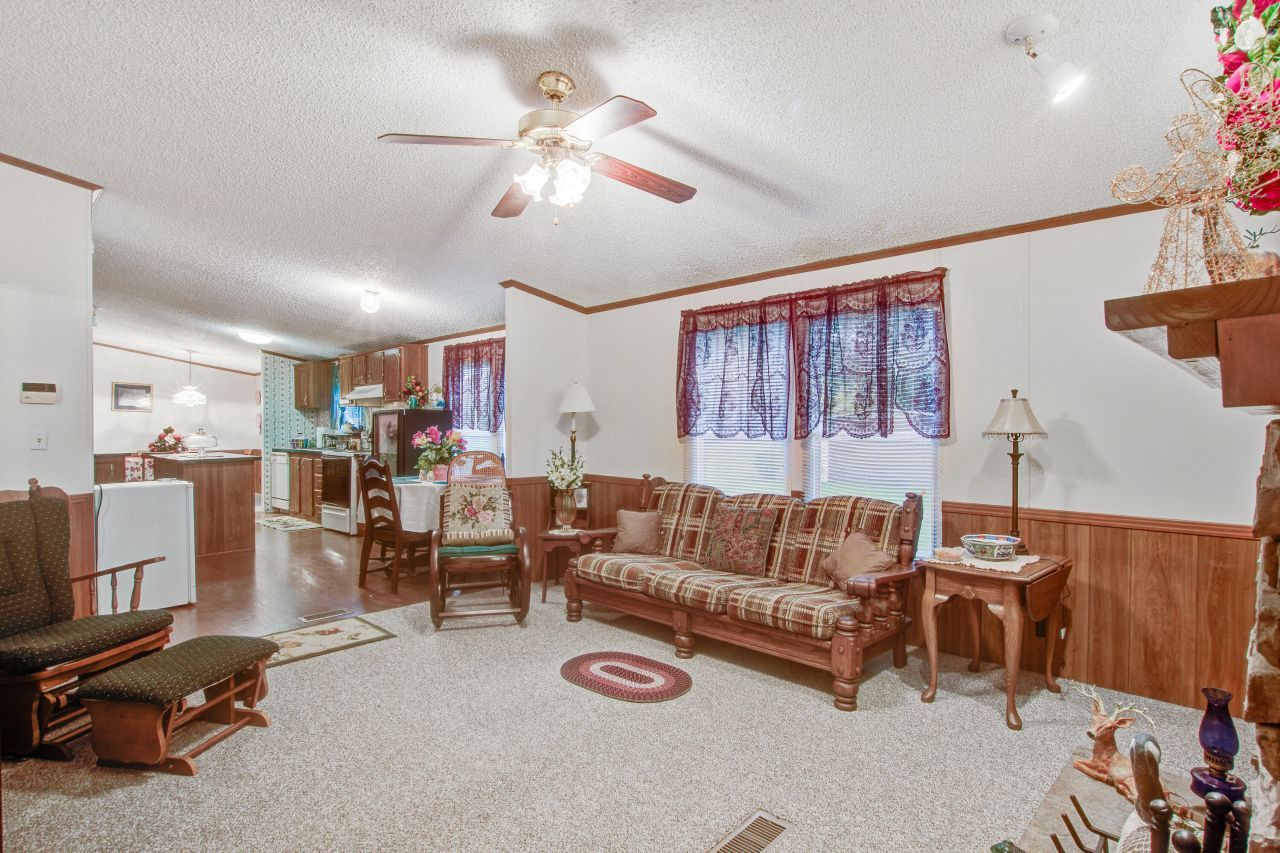 131 Lizzie Avenue Photo 21