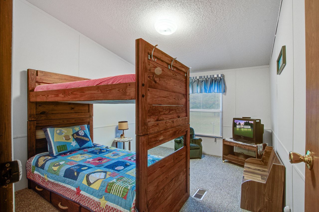 131 Lizzie Avenue Photo 30