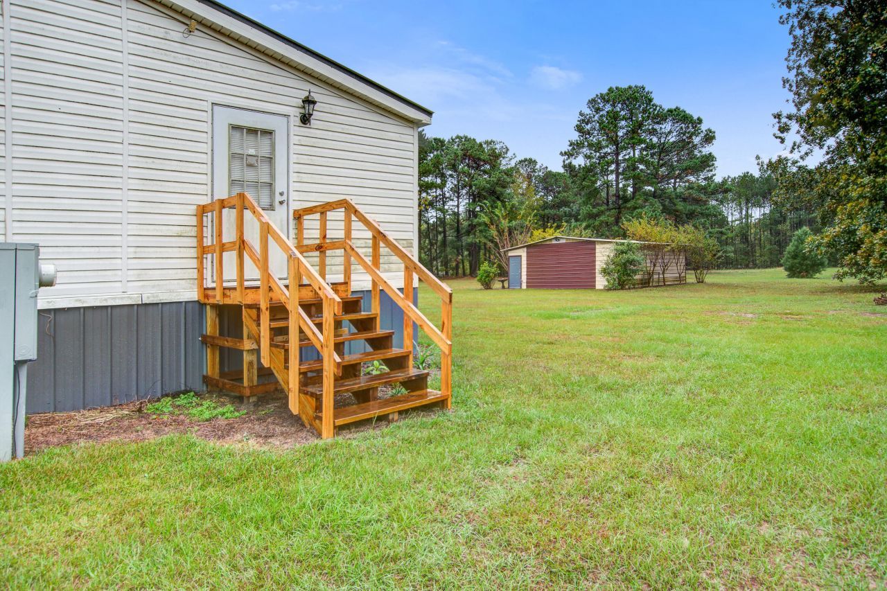 131 Lizzie Avenue Photo 36