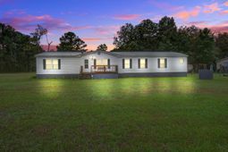 131 Lizzie Avenue photo 4