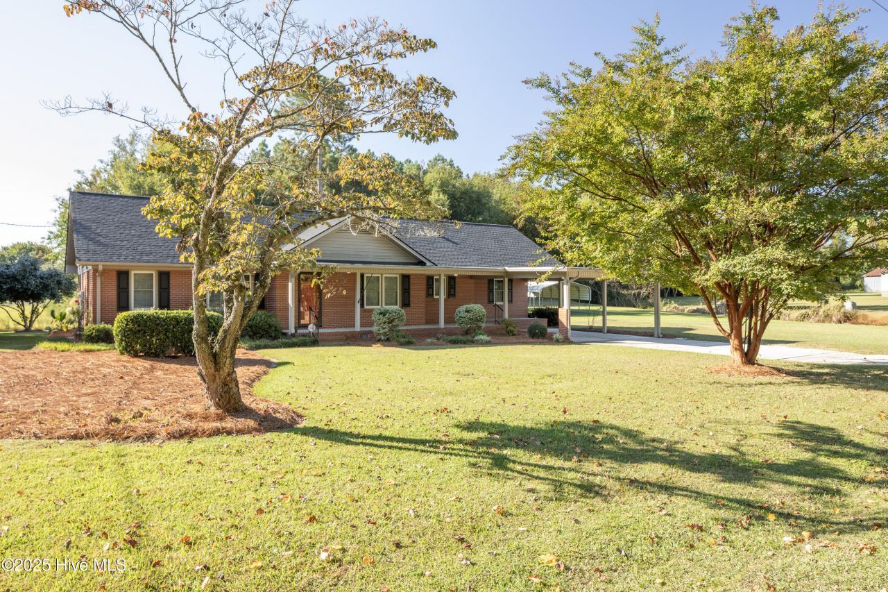 6175 Maxwell Road, Autryville, NC 28318 Main Photo