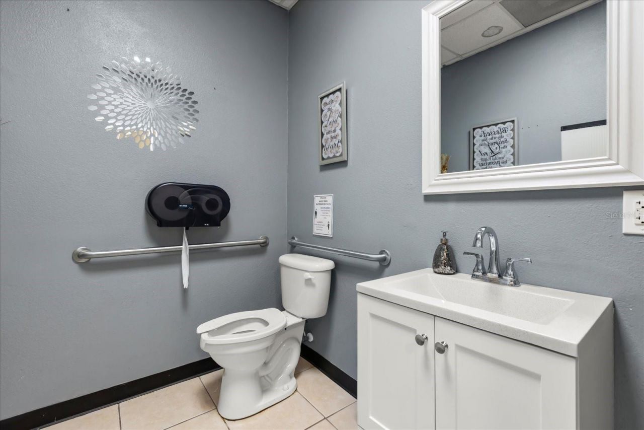 1046 Plaza Drive, Unit D & E & F, Kissimmee, FL 34743 Photo