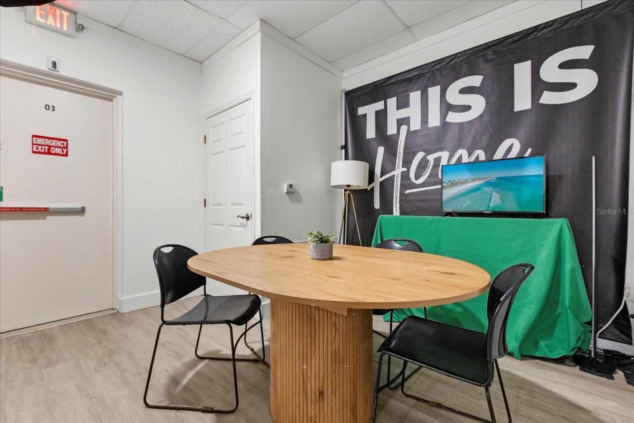 1046 Plaza Drive, Unit D & E & F, Kissimmee, FL 34743 Photo