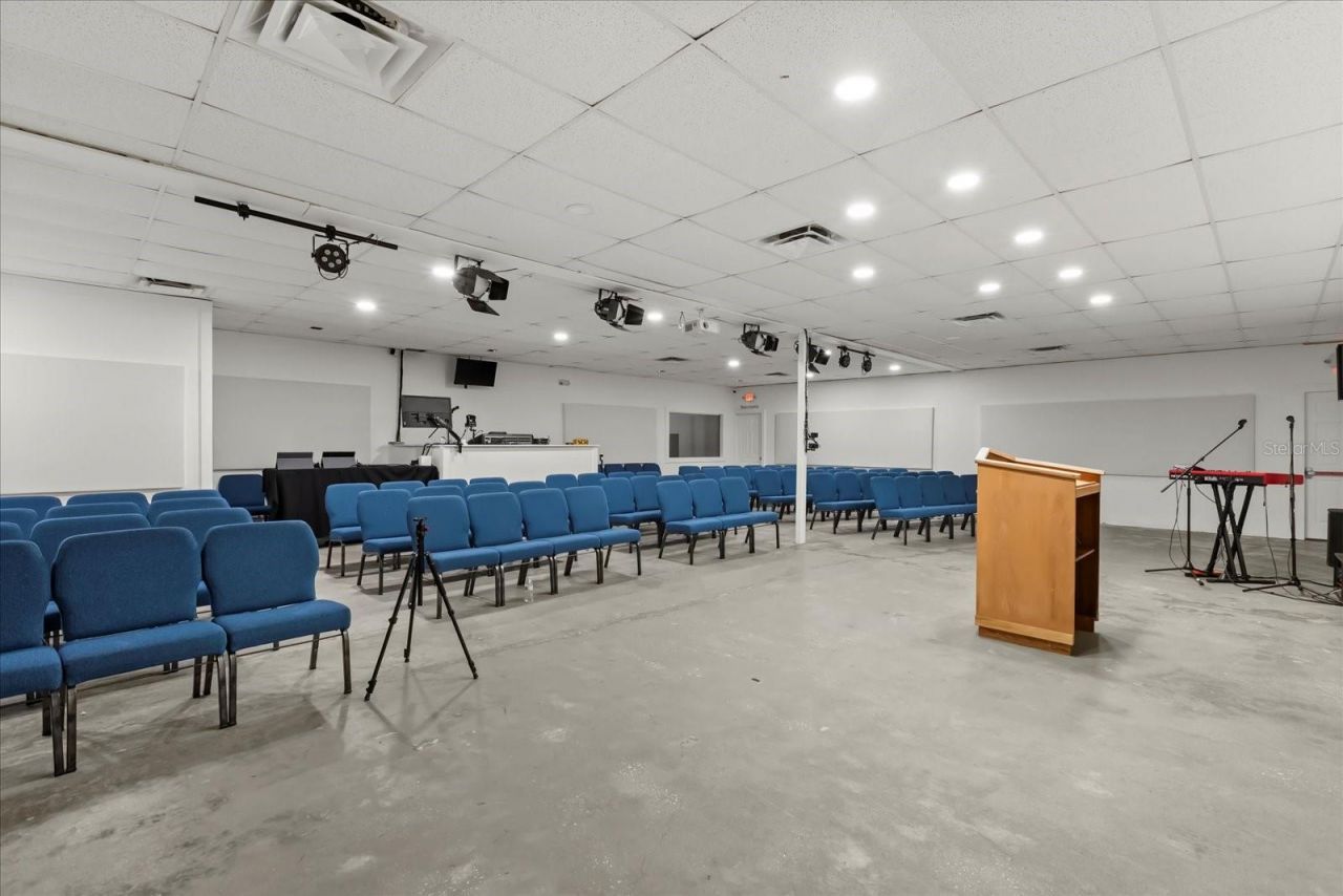 1046 Plaza Drive, Unit D & E & F, Kissimmee, FL 34743 Photo