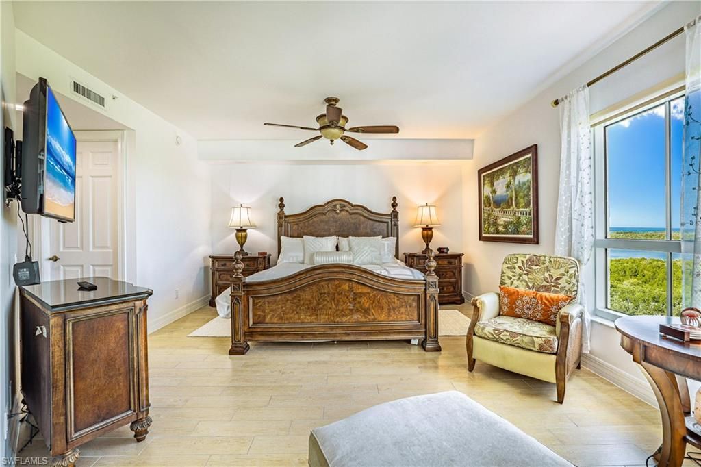 295 Grande Way, Unit 505, Naples, FL 34110 Photo