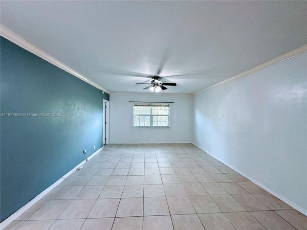 2424 SE 17th St, Unit B307, Fort Lauderdale, FL 33316