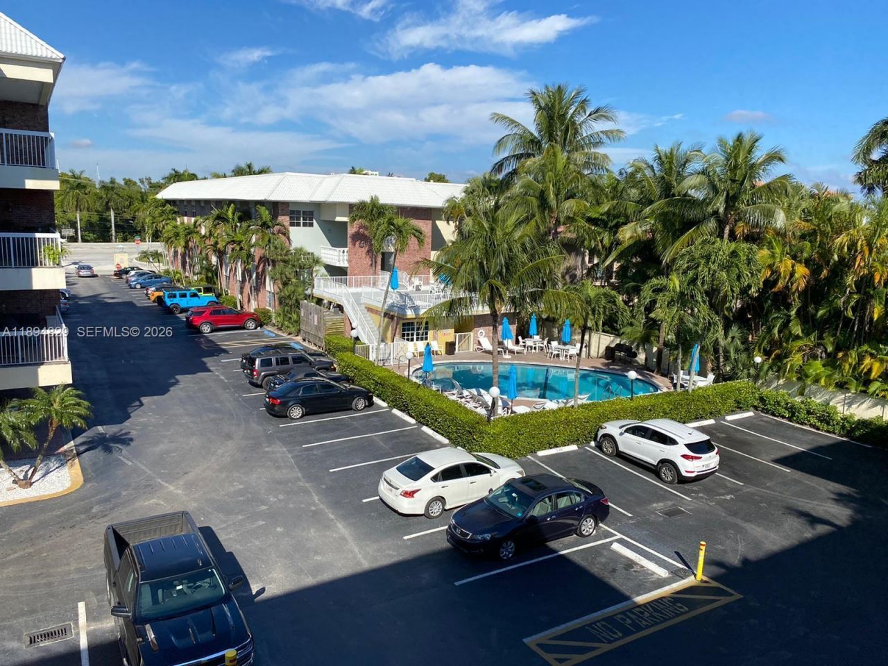 2424 SE 17th St, Unit B307, Fort Lauderdale, FL 33316 Photo