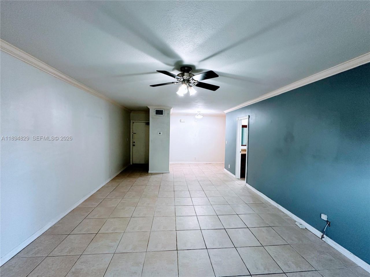 2424 SE 17th St, Unit B307, Fort Lauderdale, FL 33316 Photo