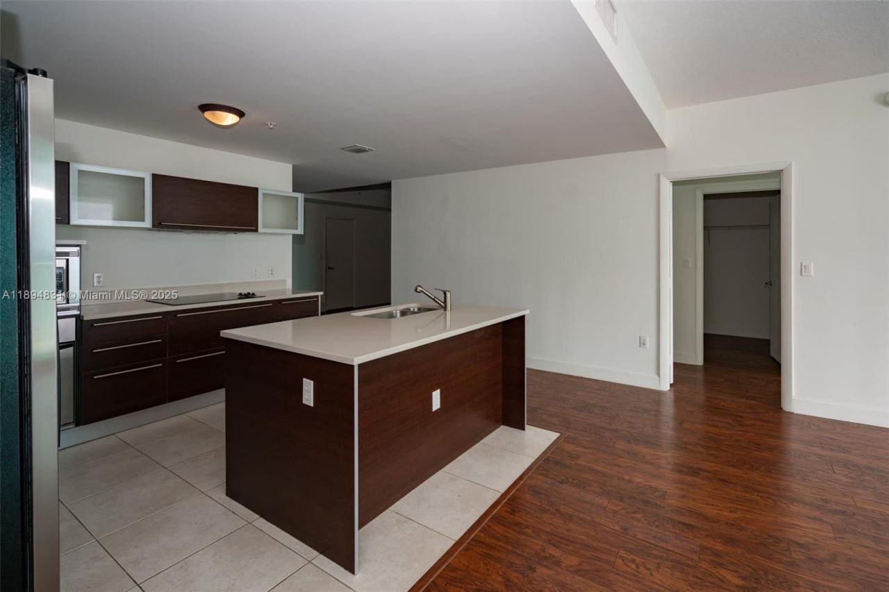 1900 N Bayshore Dr, Unit 3501, Miami, FL 33132 Photo