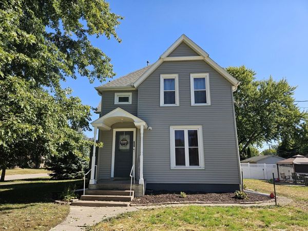 707 9TH AVENUE, Durant, IA 52747