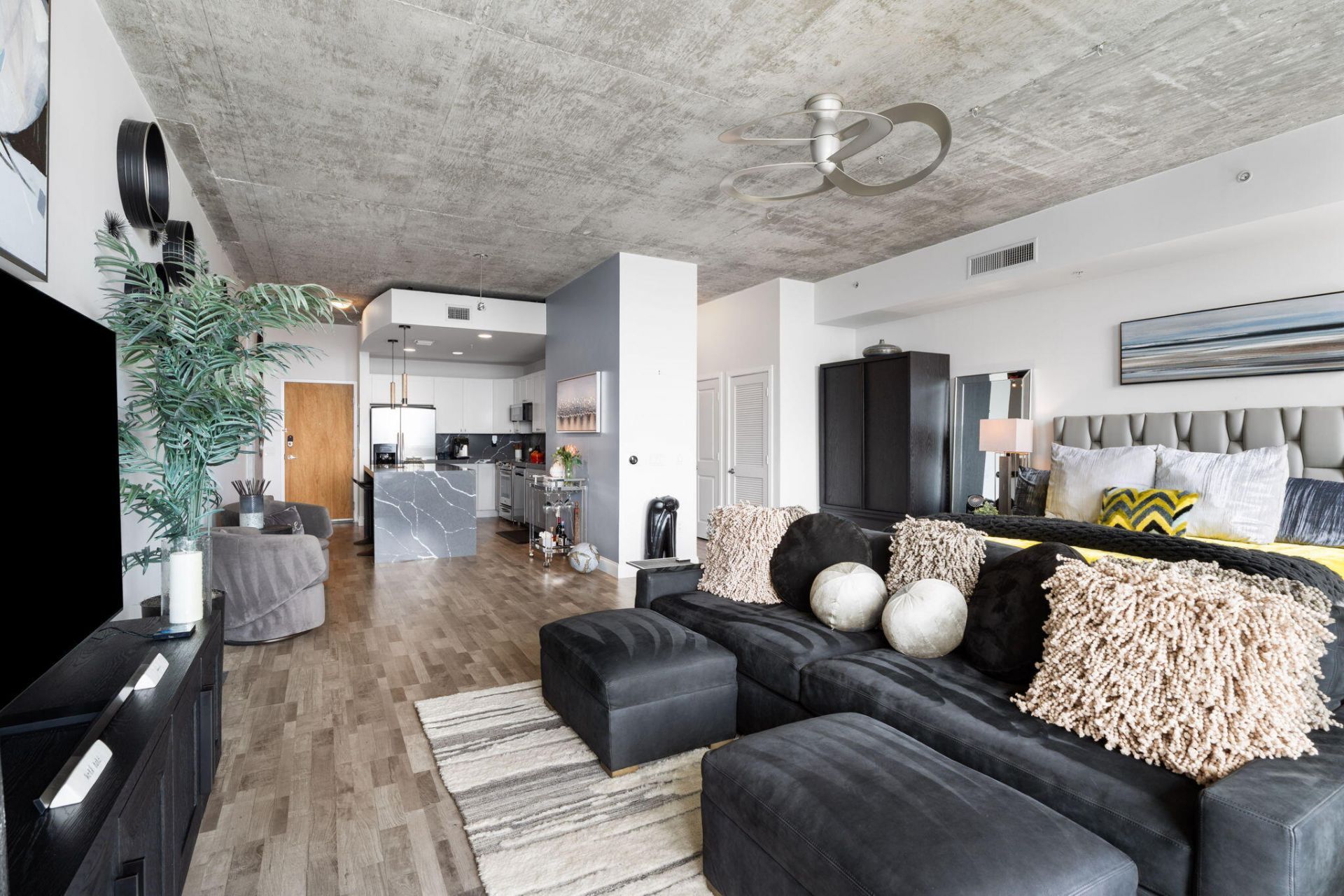 300 S Australian Avenue, Unit 1515, West Palm Beach, FL 33401 Photo