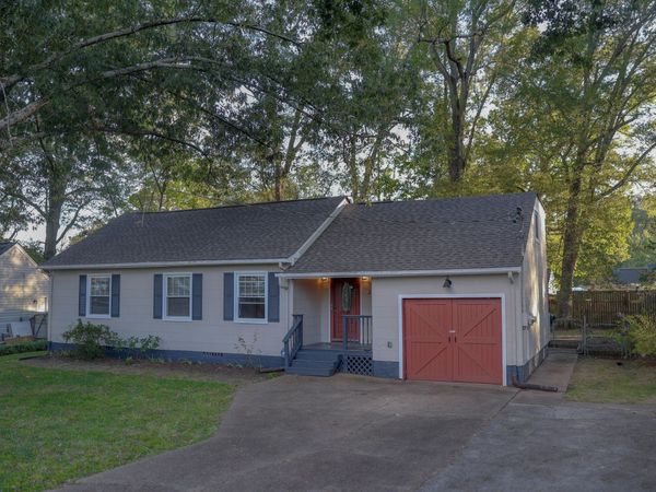 25 Woodard Circle, Chattanooga, TN 37412