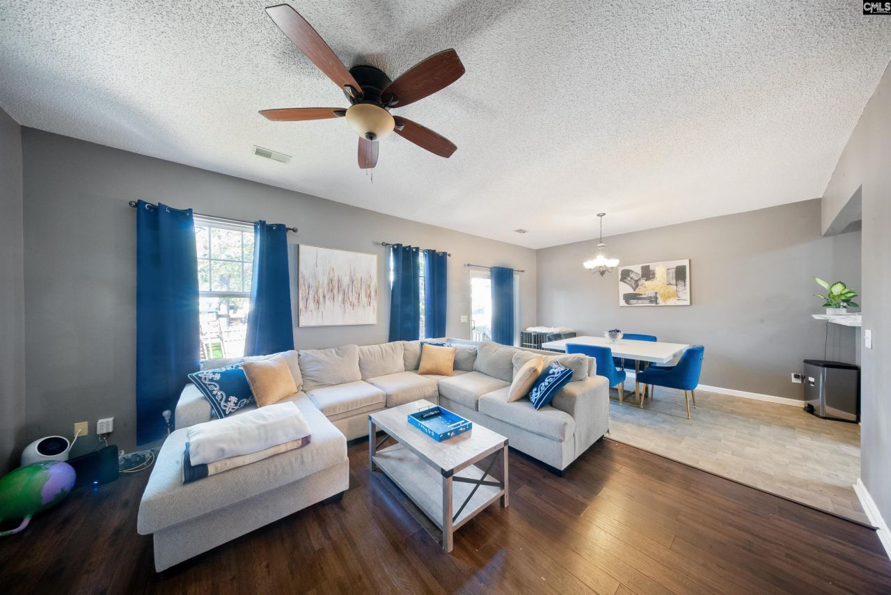 229 Bassett Loop Photo 15