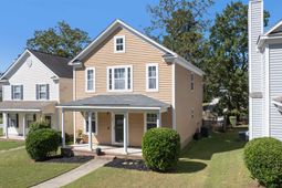 229 Bassett Loop photo 4