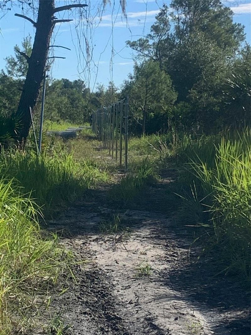 2701 Metro Drive, Ruskin, FL 33570 Photo