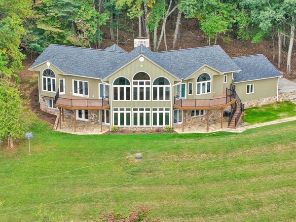 40 WOODS LANDING LN, Callaway, VA 24067