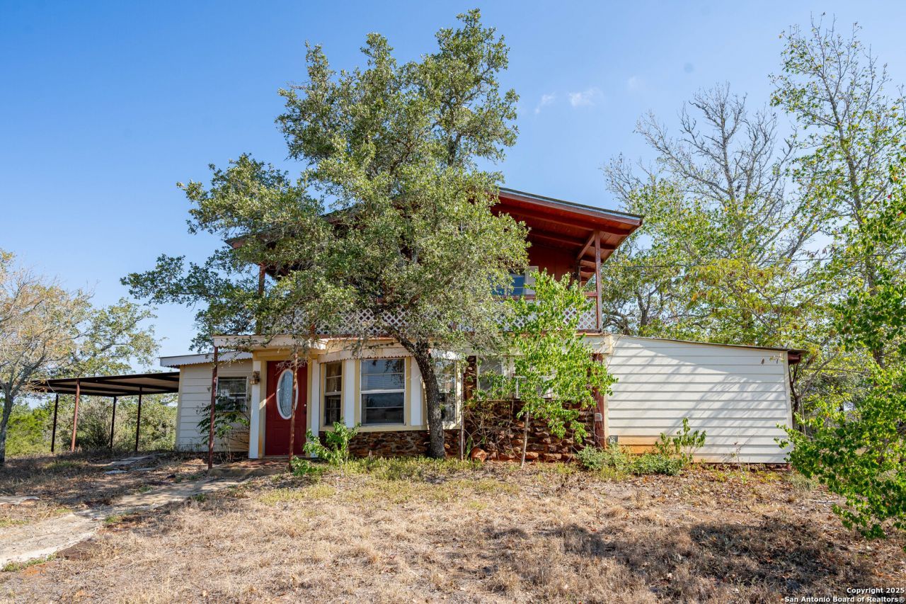 3779 Mule Creek Rd, Harwood, TX 78632 Main Photo