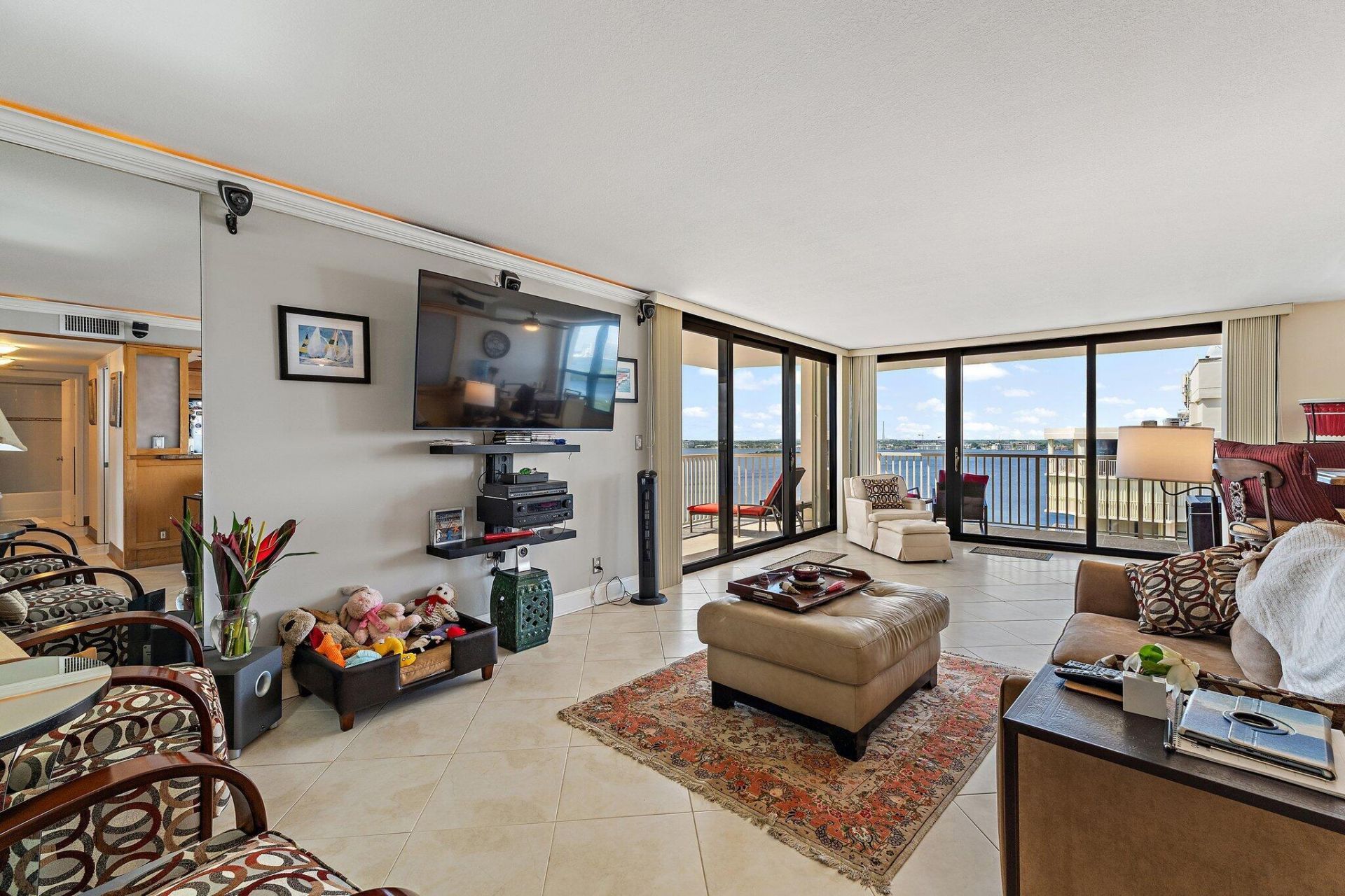 5480 N Ocean Drive, Unit A9c, Singer Island, FL 33404 Photo