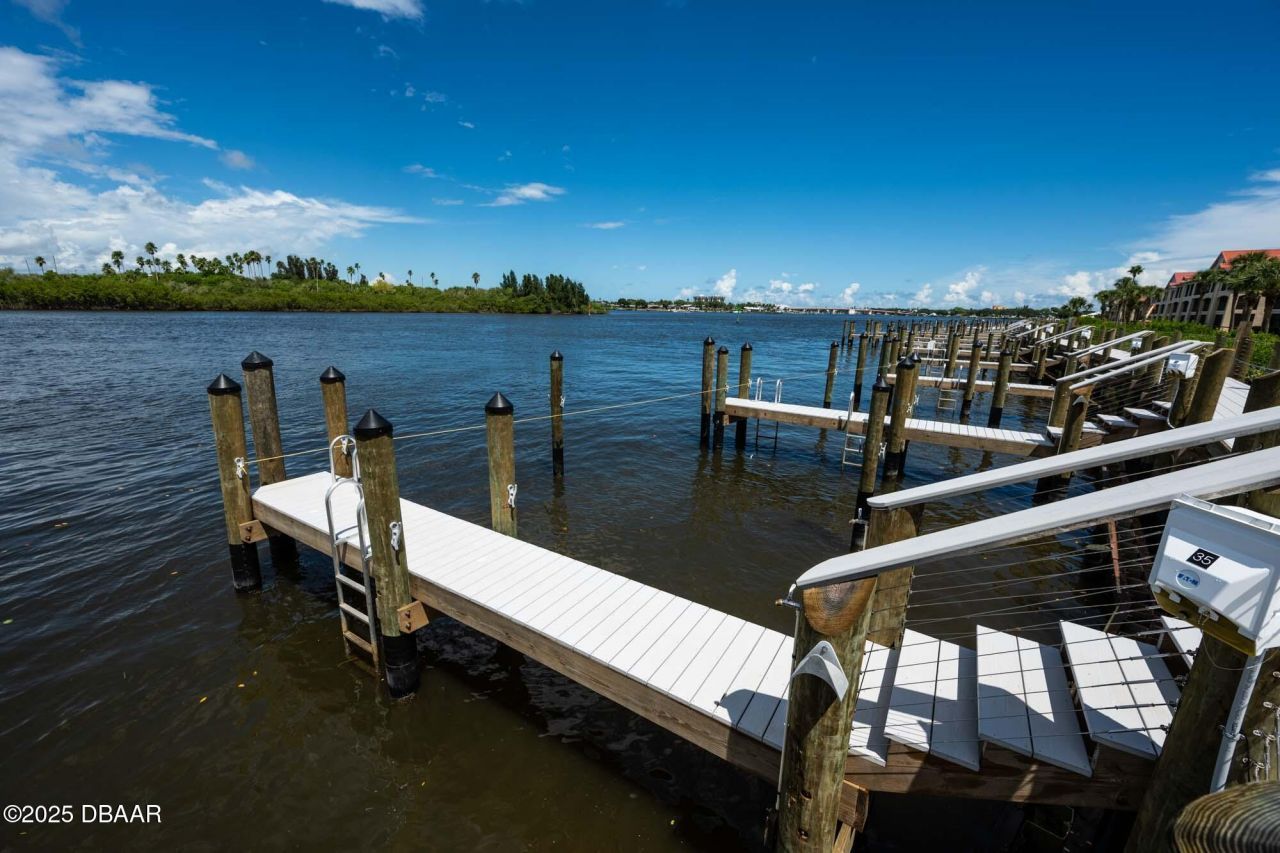 462 Bouchelle Drive, Unit 104, New Smyrna Beach, FL 32169 Photo