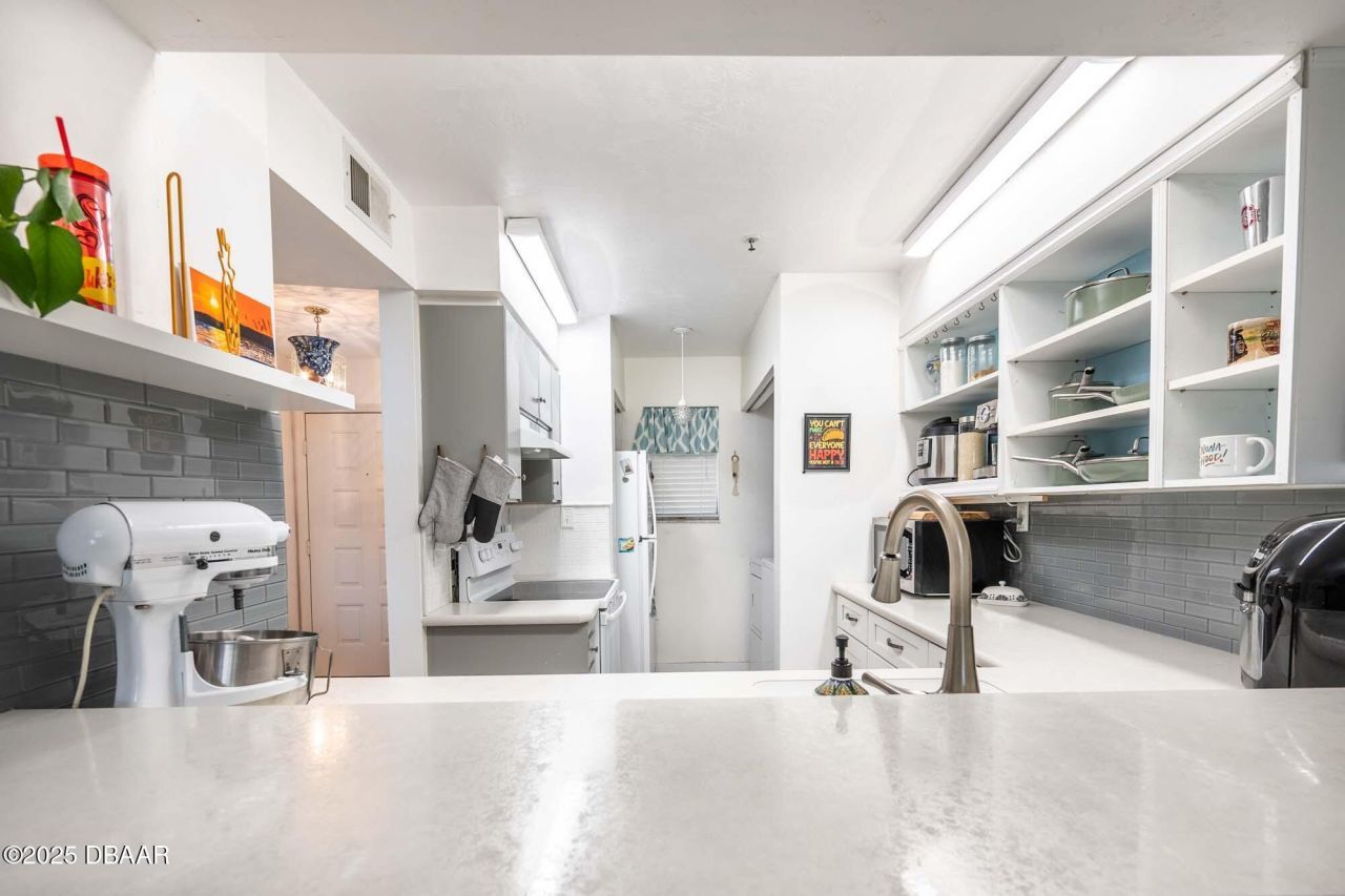 462 Bouchelle Drive, Unit 104, New Smyrna Beach, FL 32169 Photo