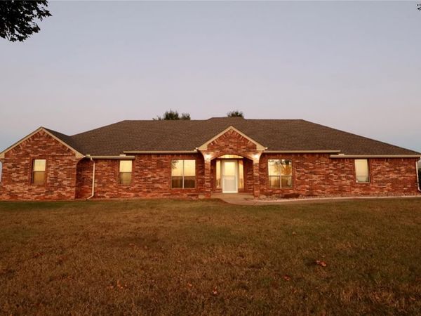 104278 S Homestead Drive, McLoud, OK 74851