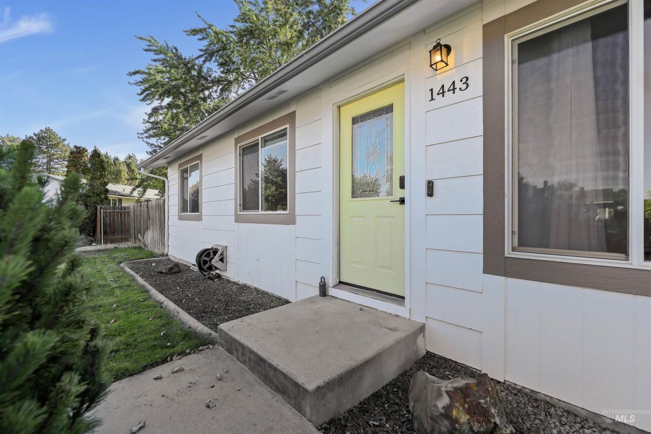 1443 W Washington, Meridian, ID 83642 Main Photo