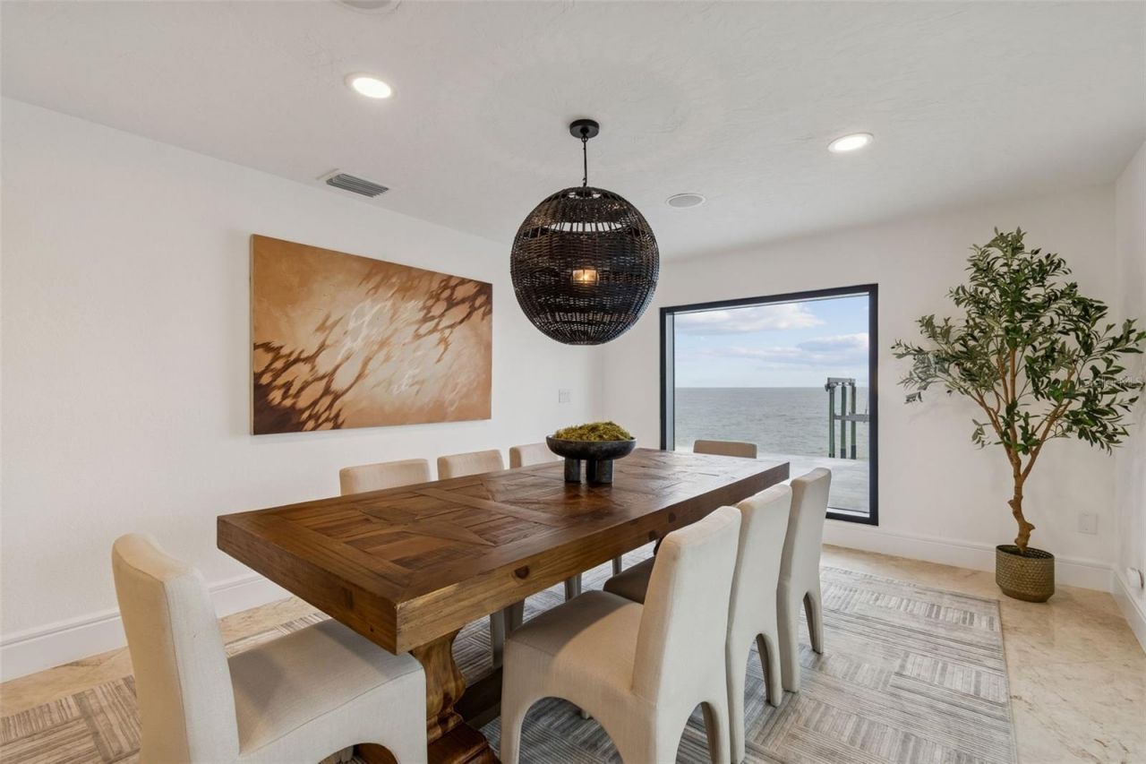 1936 Carolina Avenue Ne, Saint Petersburg, FL 33703 Photo