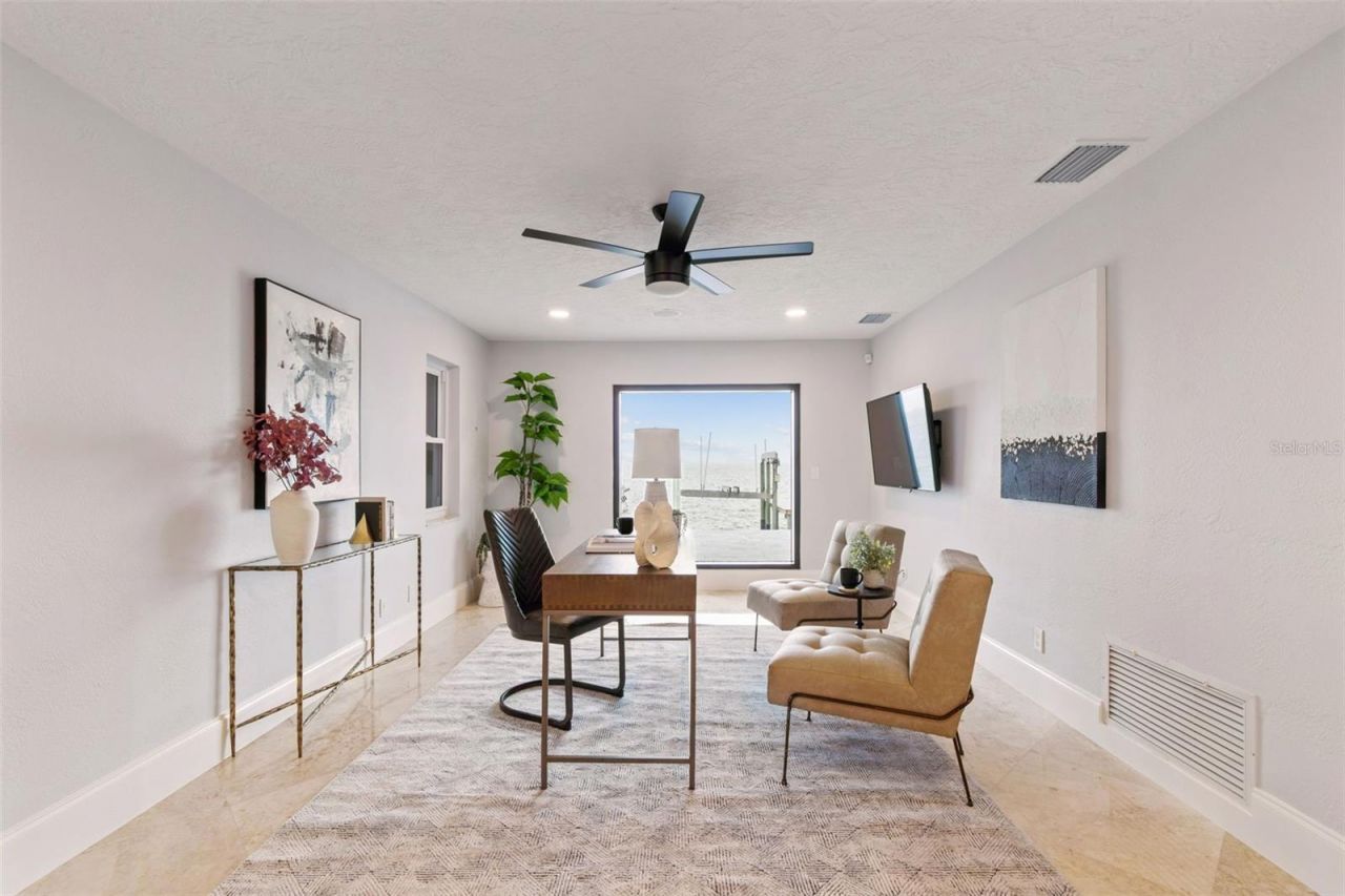 1936 Carolina Avenue Ne, Saint Petersburg, FL 33703 Photo