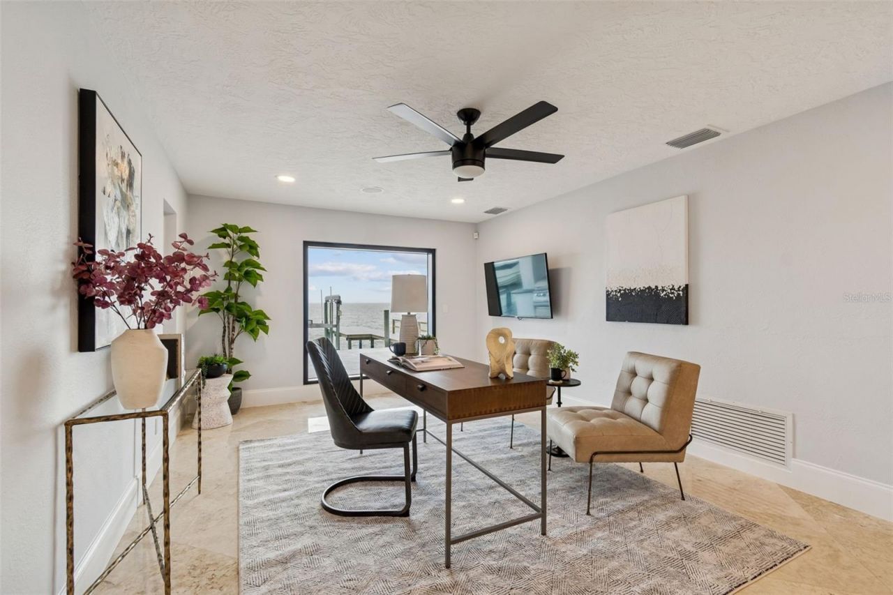 1936 Carolina Avenue Ne, Saint Petersburg, FL 33703 Photo