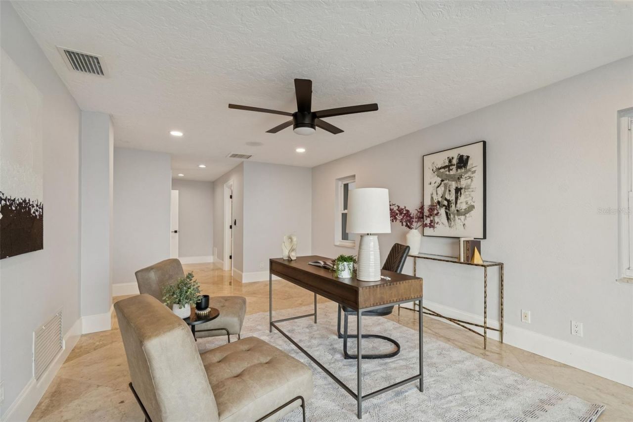 1936 Carolina Avenue Ne, Saint Petersburg, FL 33703 Photo