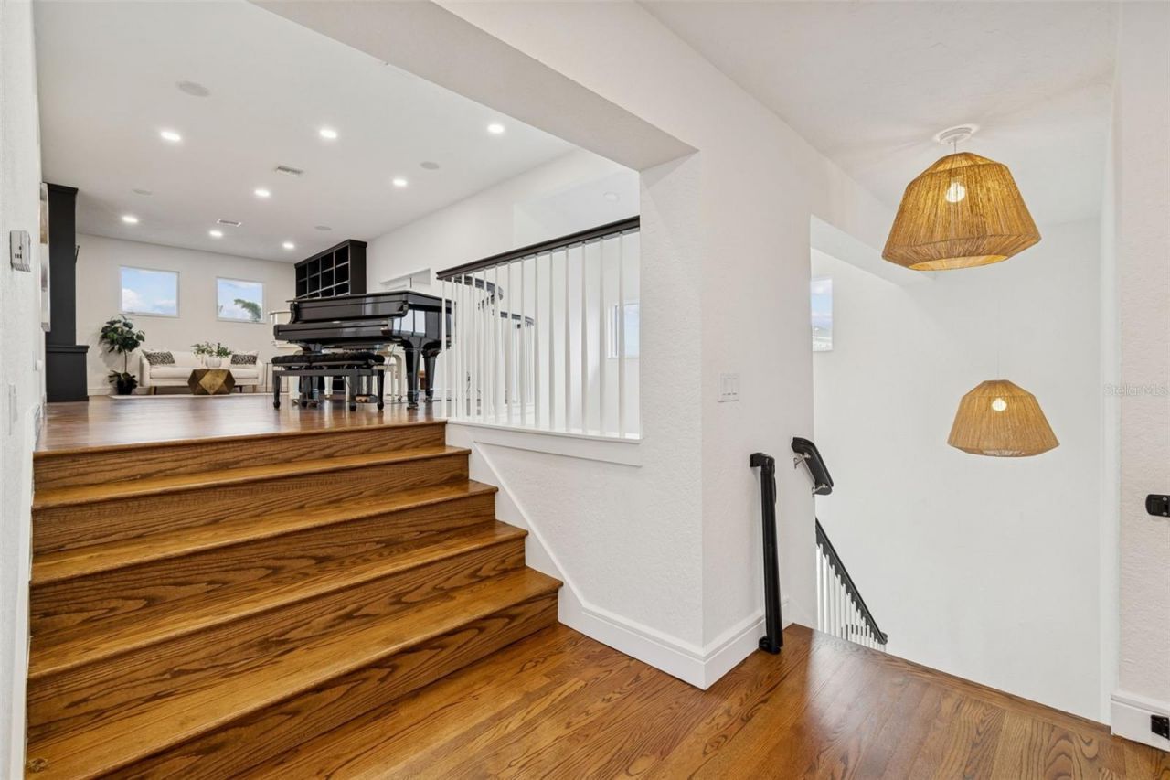 1936 Carolina Avenue Ne, Saint Petersburg, FL 33703 Photo