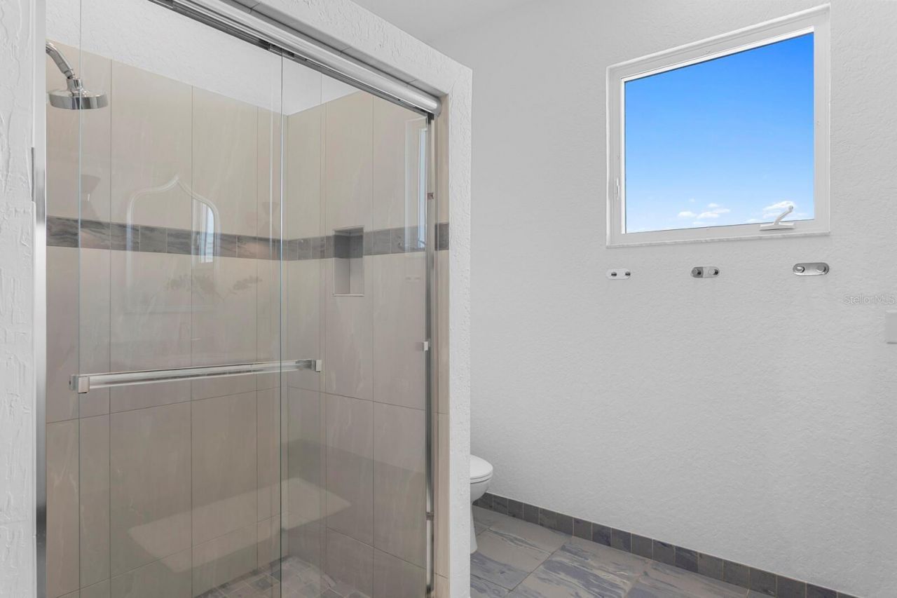 1936 Carolina Avenue Ne, Saint Petersburg, FL 33703 Photo