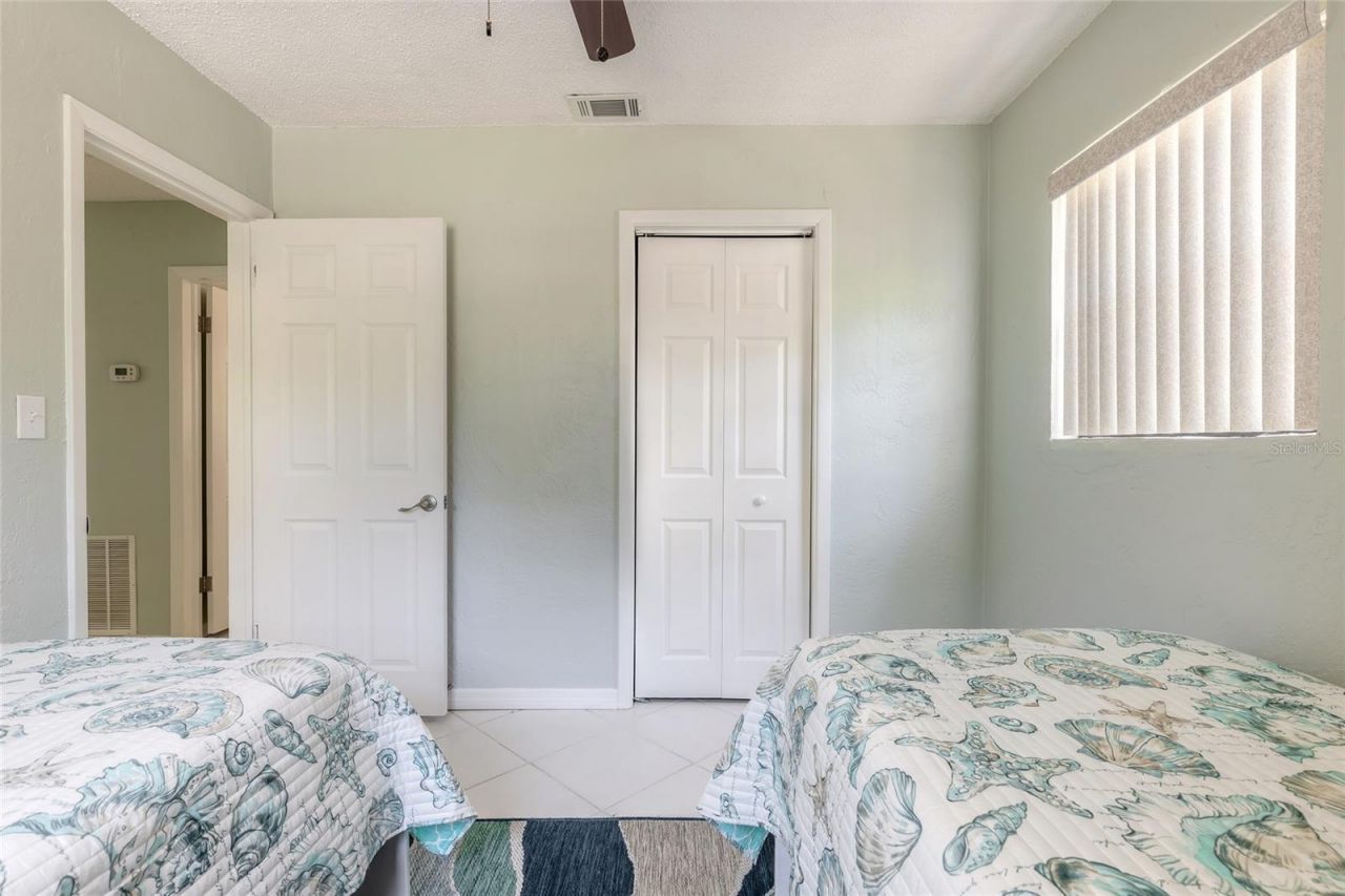 822 E 12th Avenue, New Smyrna Beach, FL 32169 Photo