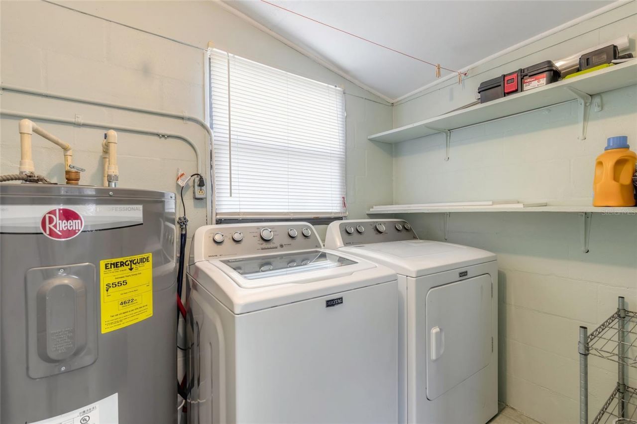 822 E 12th Avenue, New Smyrna Beach, FL 32169 Photo