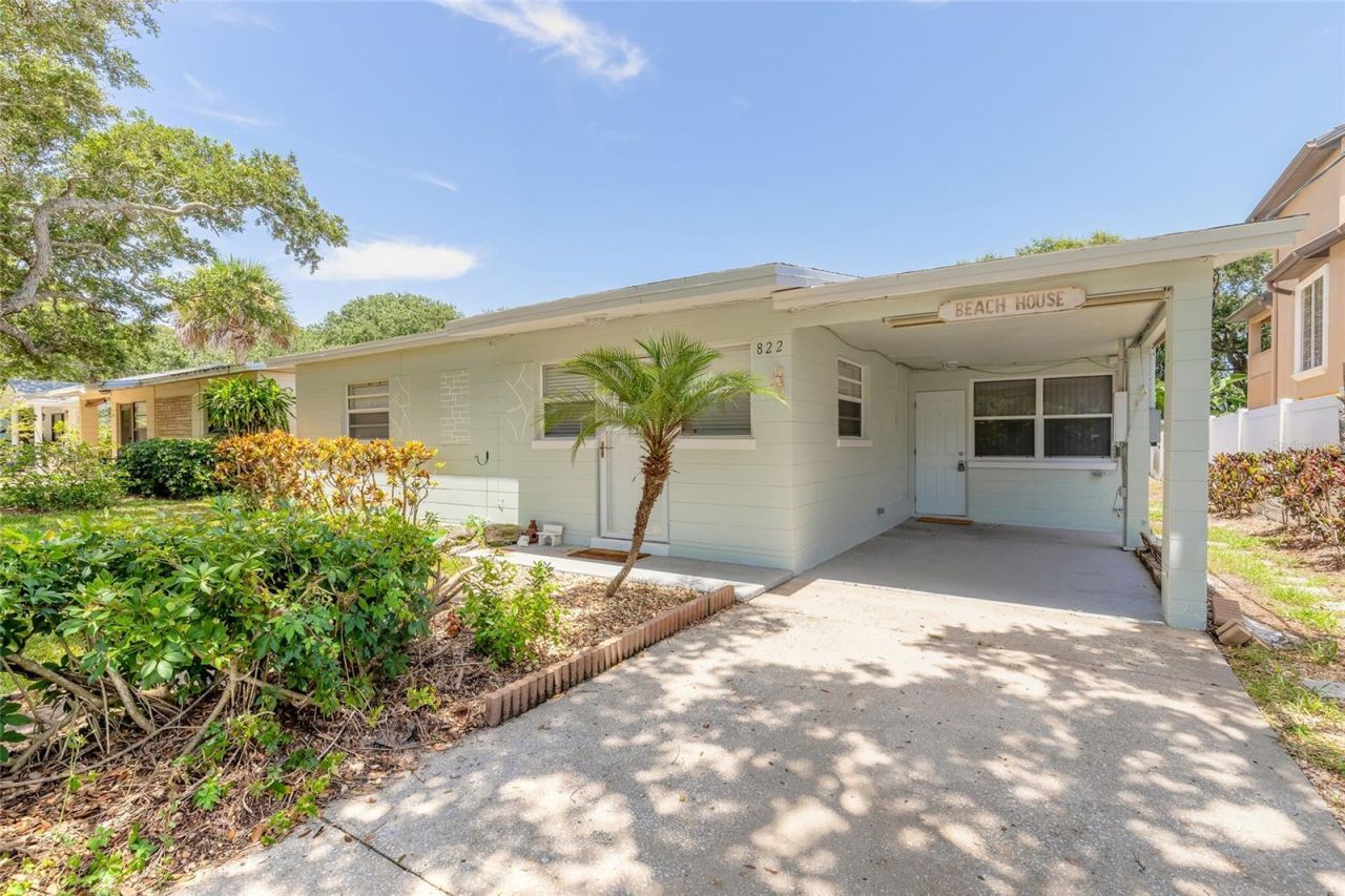 822 E 12th Avenue, New Smyrna Beach, FL 32169 Photo