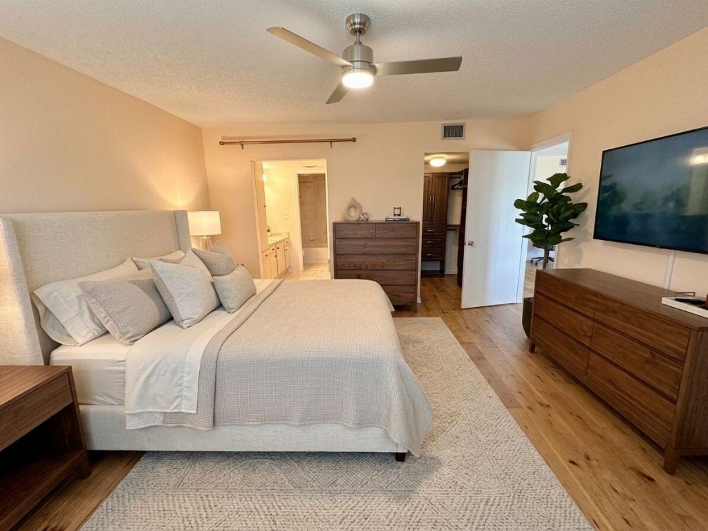 1101 Colony Point Circle, Unit 220, Pembroke Pines, FL 33026 Photo