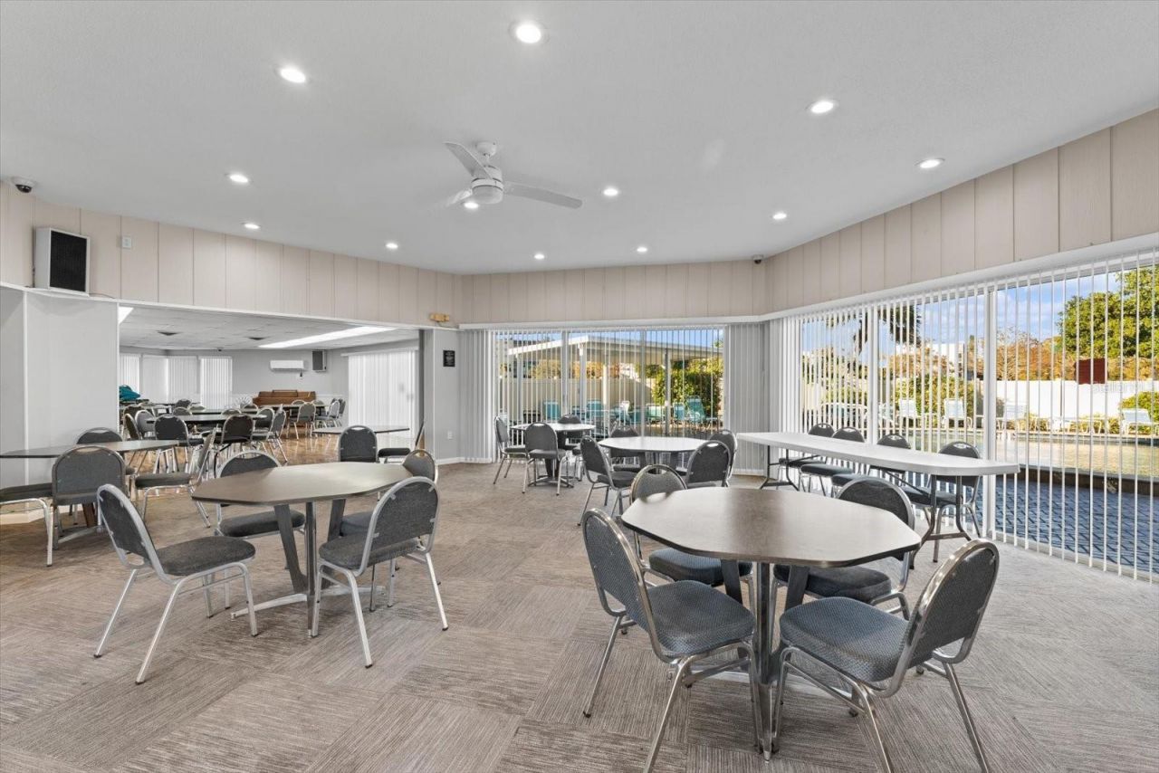 3880 Ironwood Lane, Unit 208E, Bradenton, FL 34209 Photo