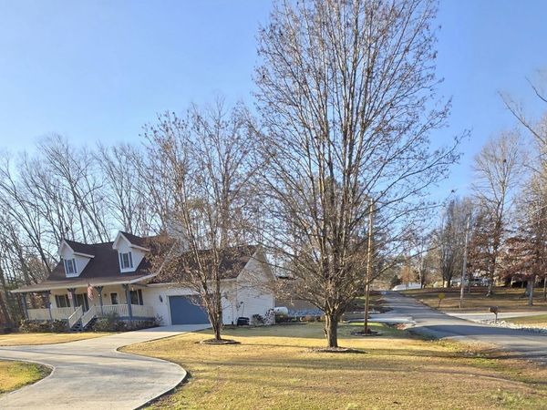 8441 Toestring Valley Road, Spring City, TN 37381