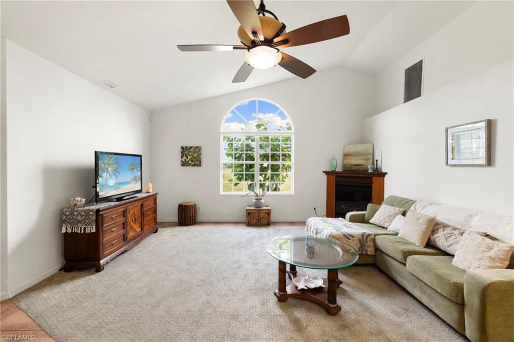 726 NW 37th Pl, Cape Coral, FL 33993 Photo