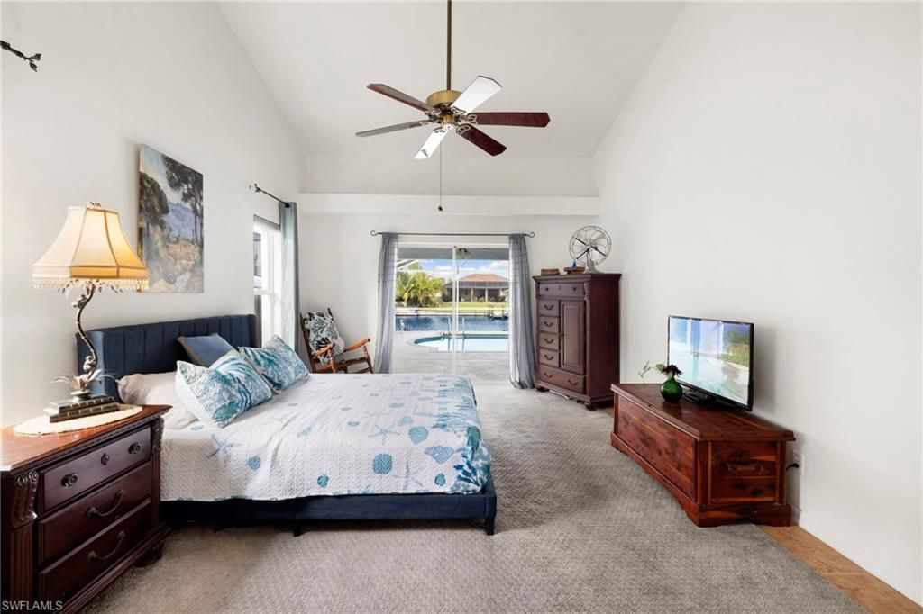 726 NW 37th Pl, Cape Coral, FL 33993 Photo