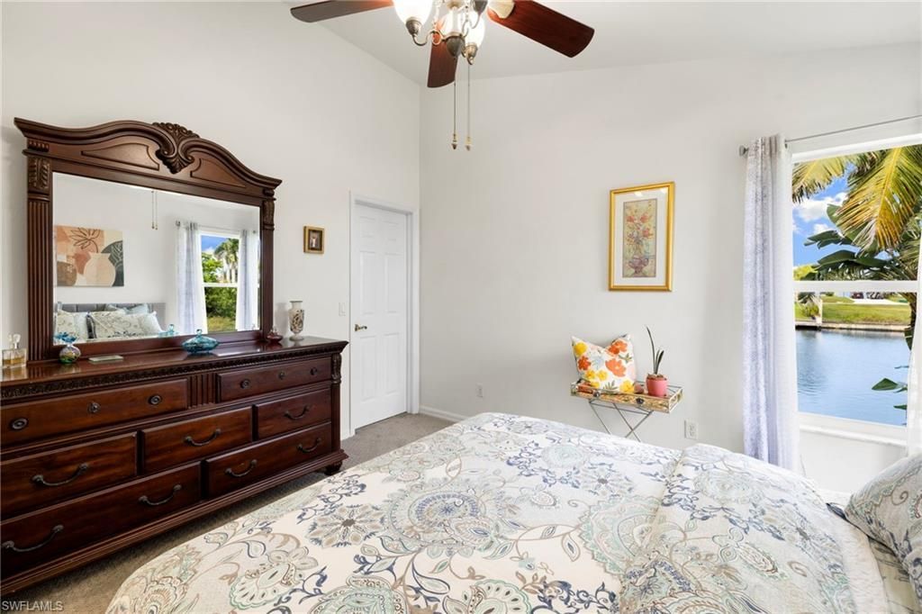 726 NW 37th Pl, Cape Coral, FL 33993 Photo