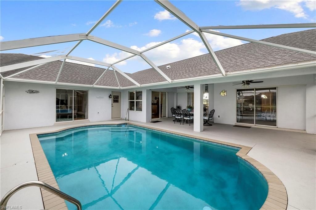 726 NW 37th Pl, Cape Coral, FL 33993 Photo